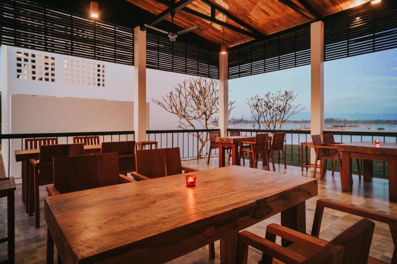The Riviera Champasak Hotel Exterior photo