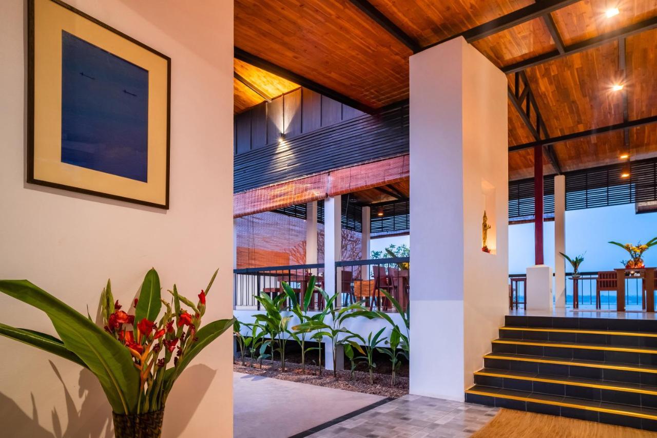 The Riviera Champasak Hotel Exterior photo